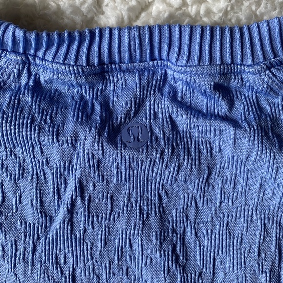 Lululemon Longsleeve ✨ - Picture 3 of 3